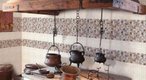Прочный клинкер и изысканная плитка для кухни – прекрасная основа интерьера